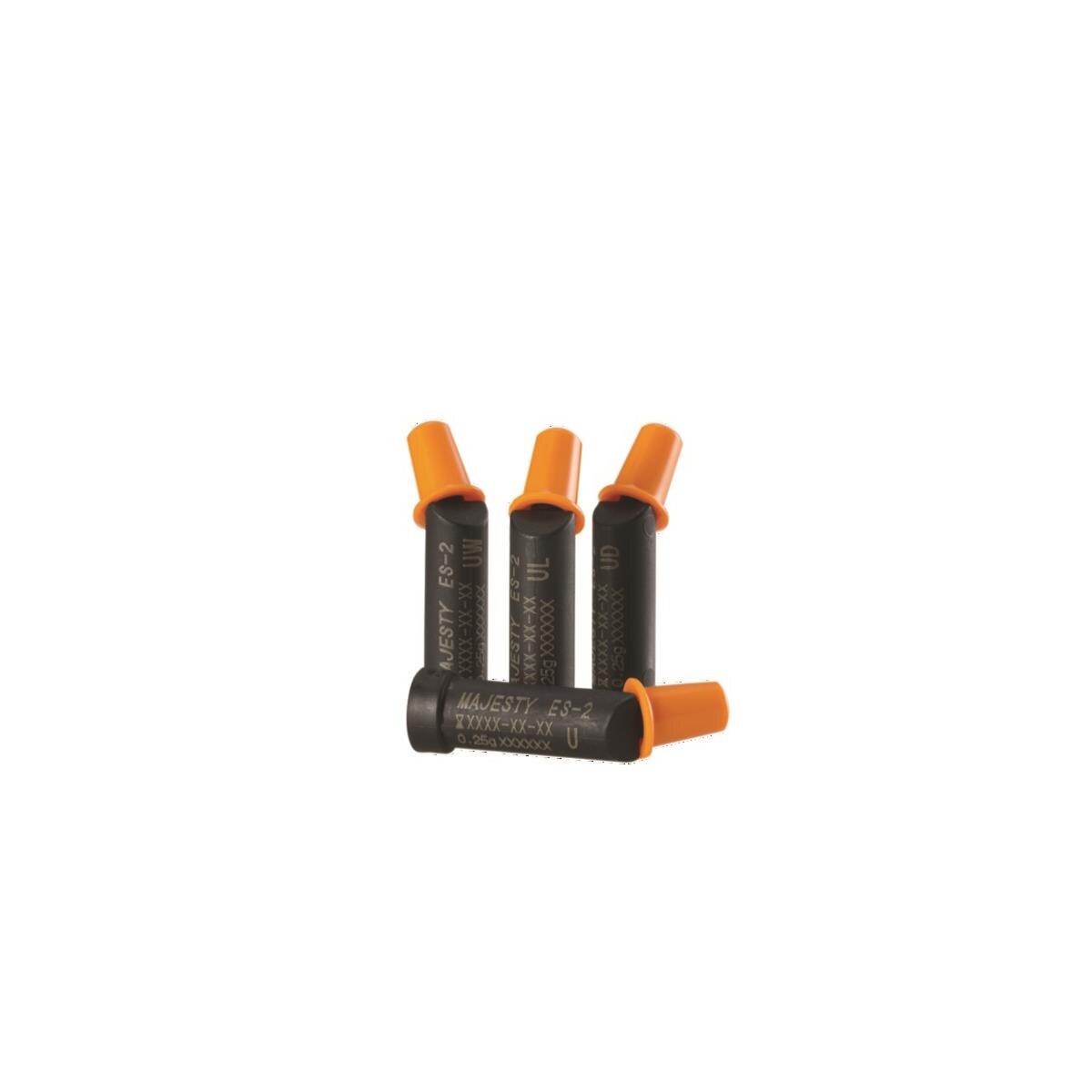Clearfil Majesty Es-2 universal PLT (U) KURARAY