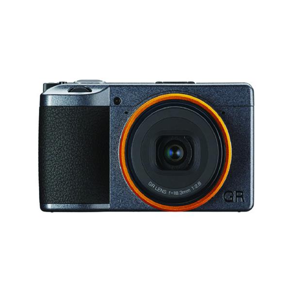 Appareil photo GR III street dition + accessoires Pentax